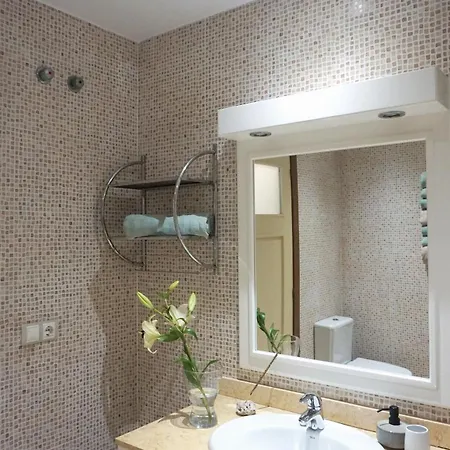 Cd30 With Private Heated Pool Вилла *